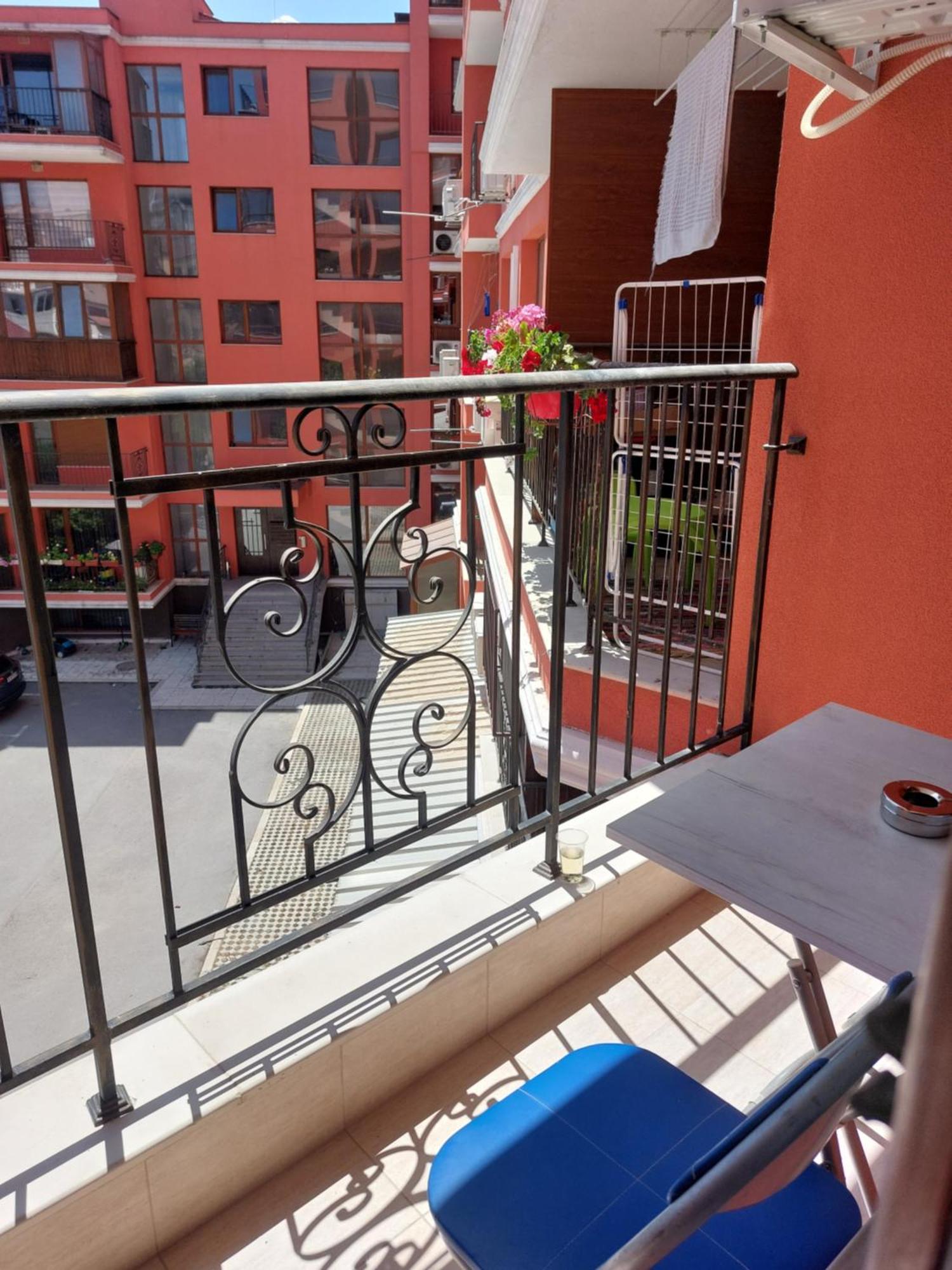 Krimski Apartment - Free Private Parking Варна Екстериор снимка