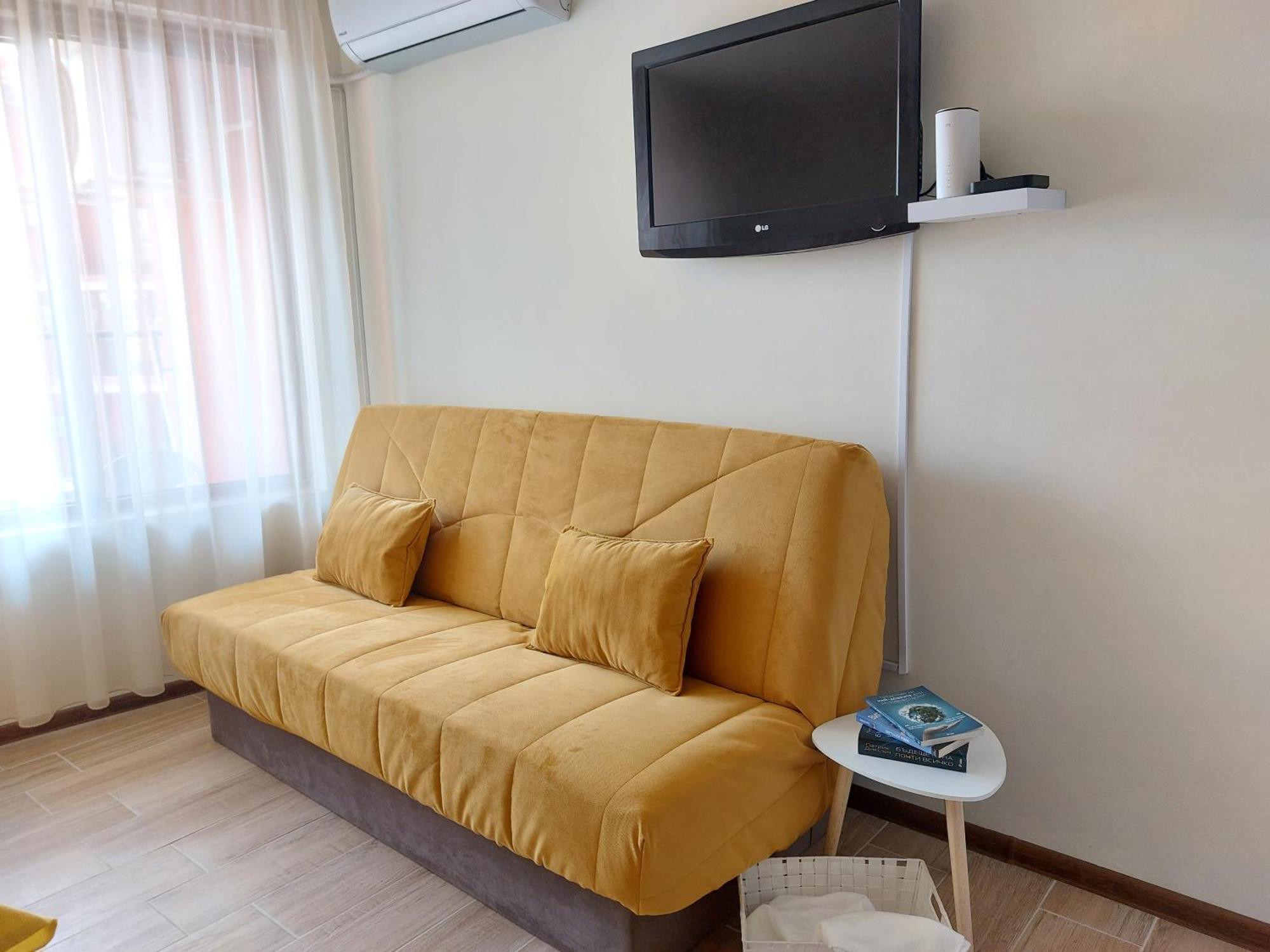 Krimski Apartment - Free Private Parking Варна Екстериор снимка